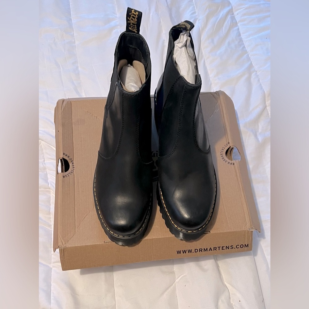 New in box Doc Marten Rometty boots women’s size 10.